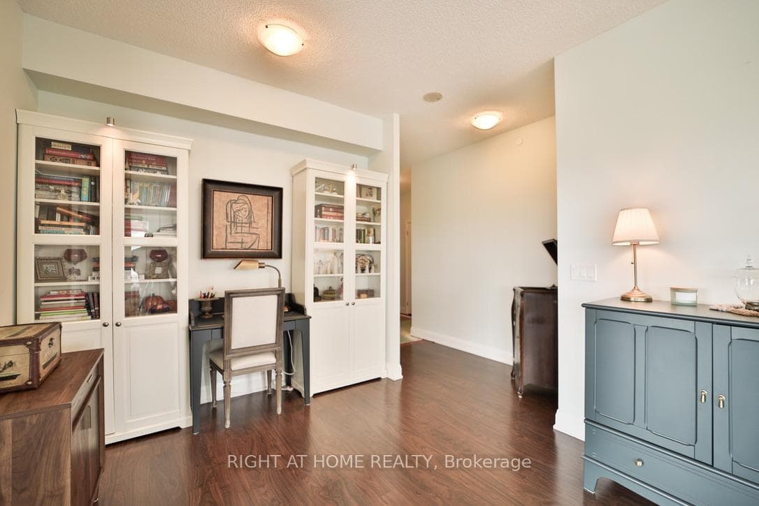 25 Fontenay Court Unit 808 photo 7