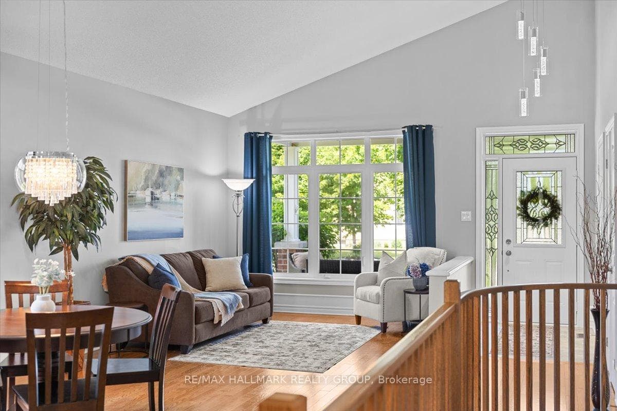 184 Bonnyley Crescent photo 4