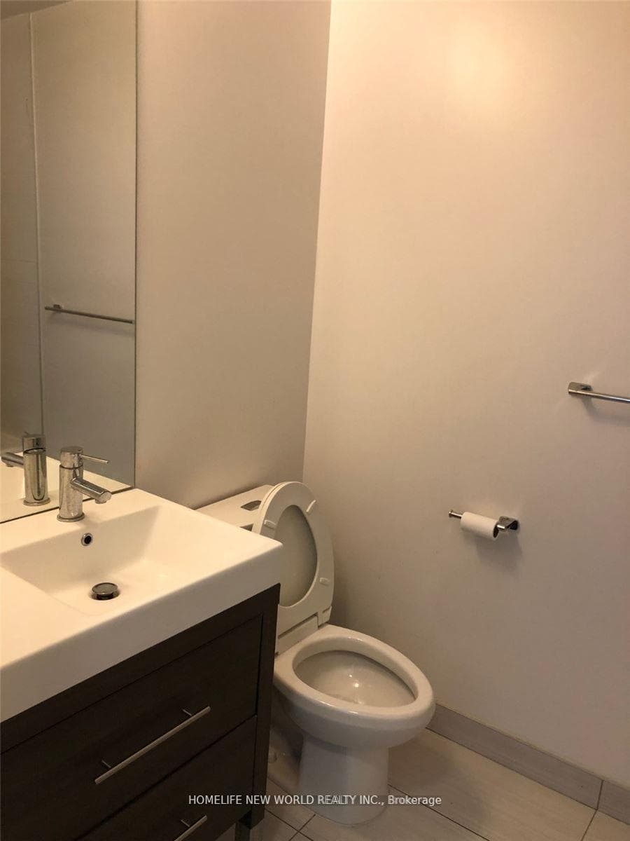 70 Forest Manor Road Unit 1810 photo 9