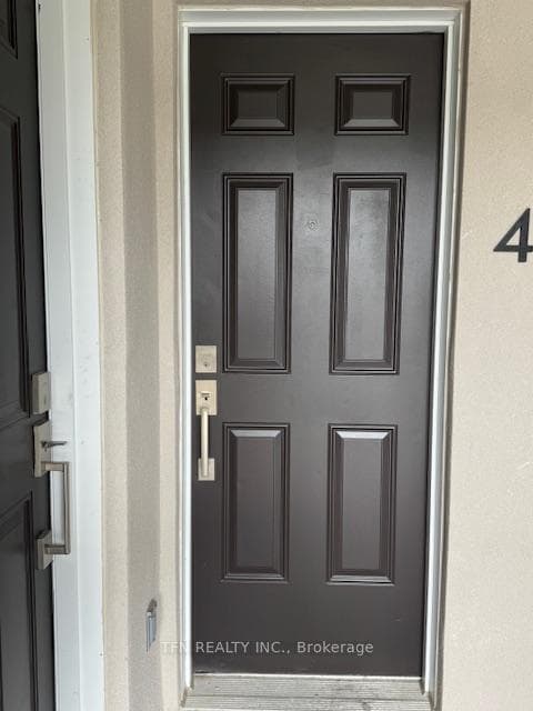 4035 Hickory Drive Unit 4 photo 2