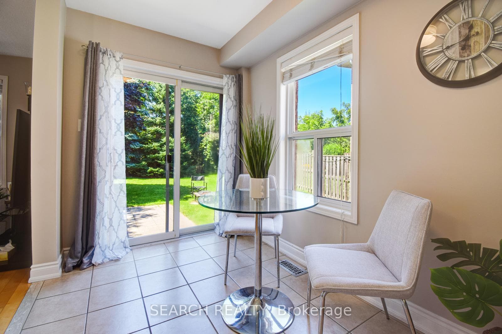 1415 Spring Garden Court photo 9