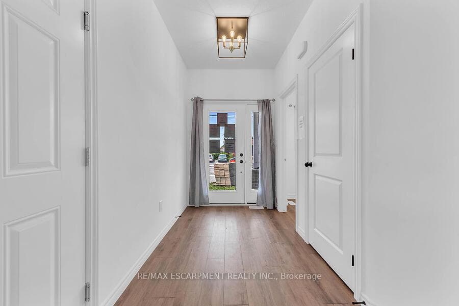 16 King Street photo 15