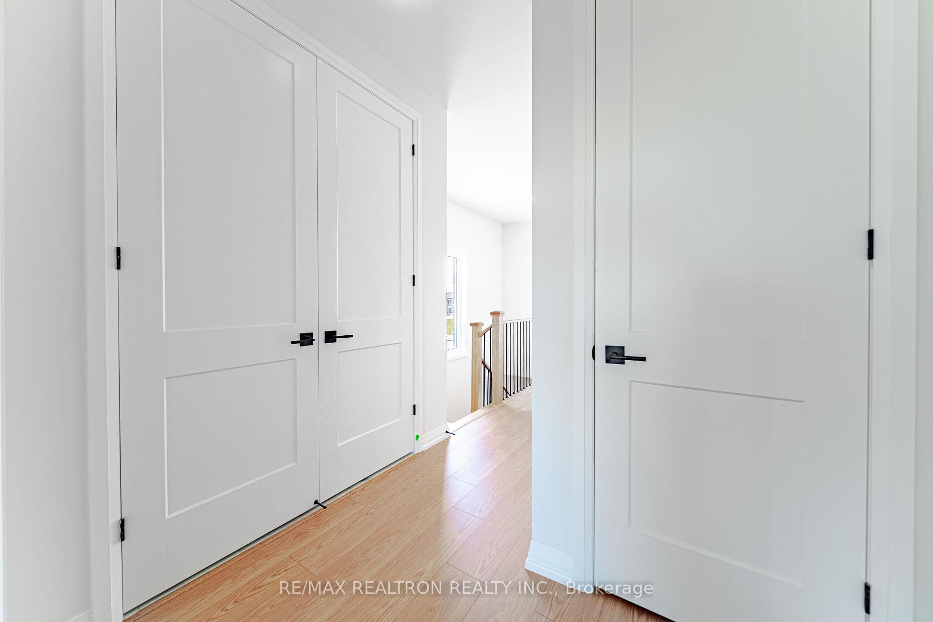 41 John McCrae Street photo 23