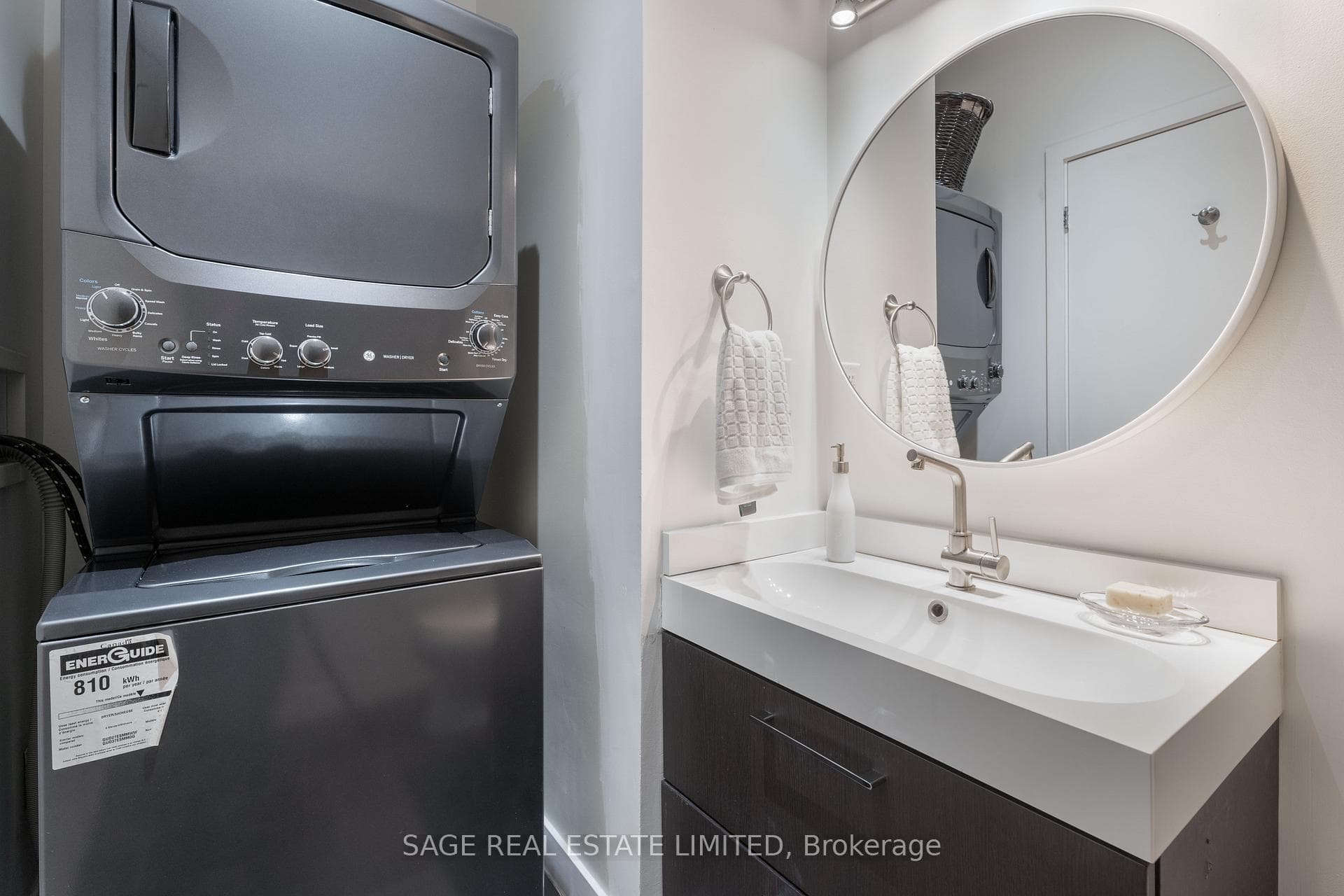 2 Fieldway Road Unit 207 photo 21