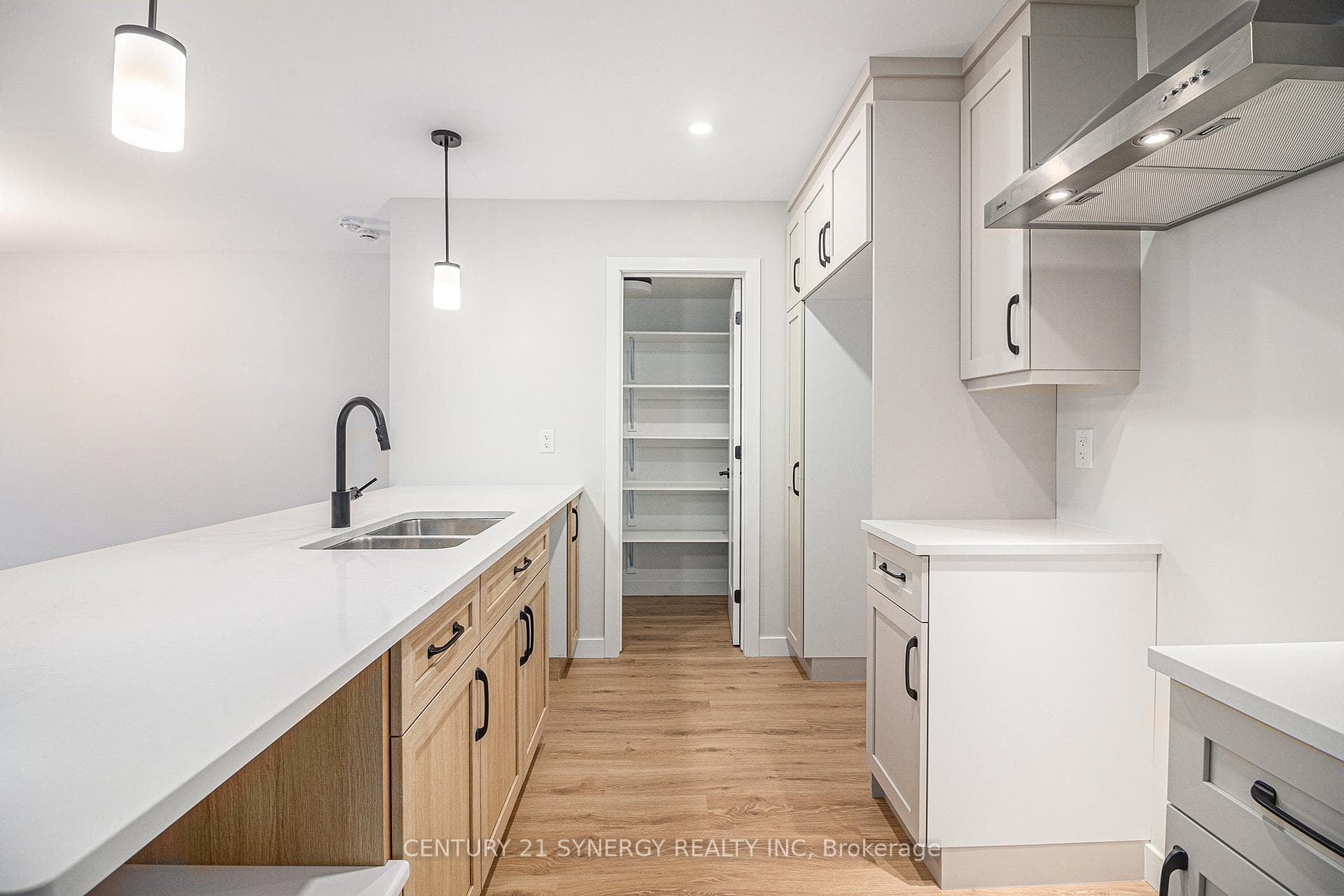 72 VILLENEUVE Street photo 6