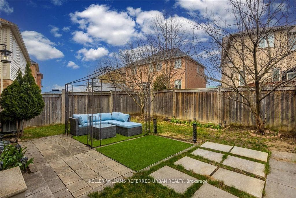 462 Reeves Way Boulevard photo 35