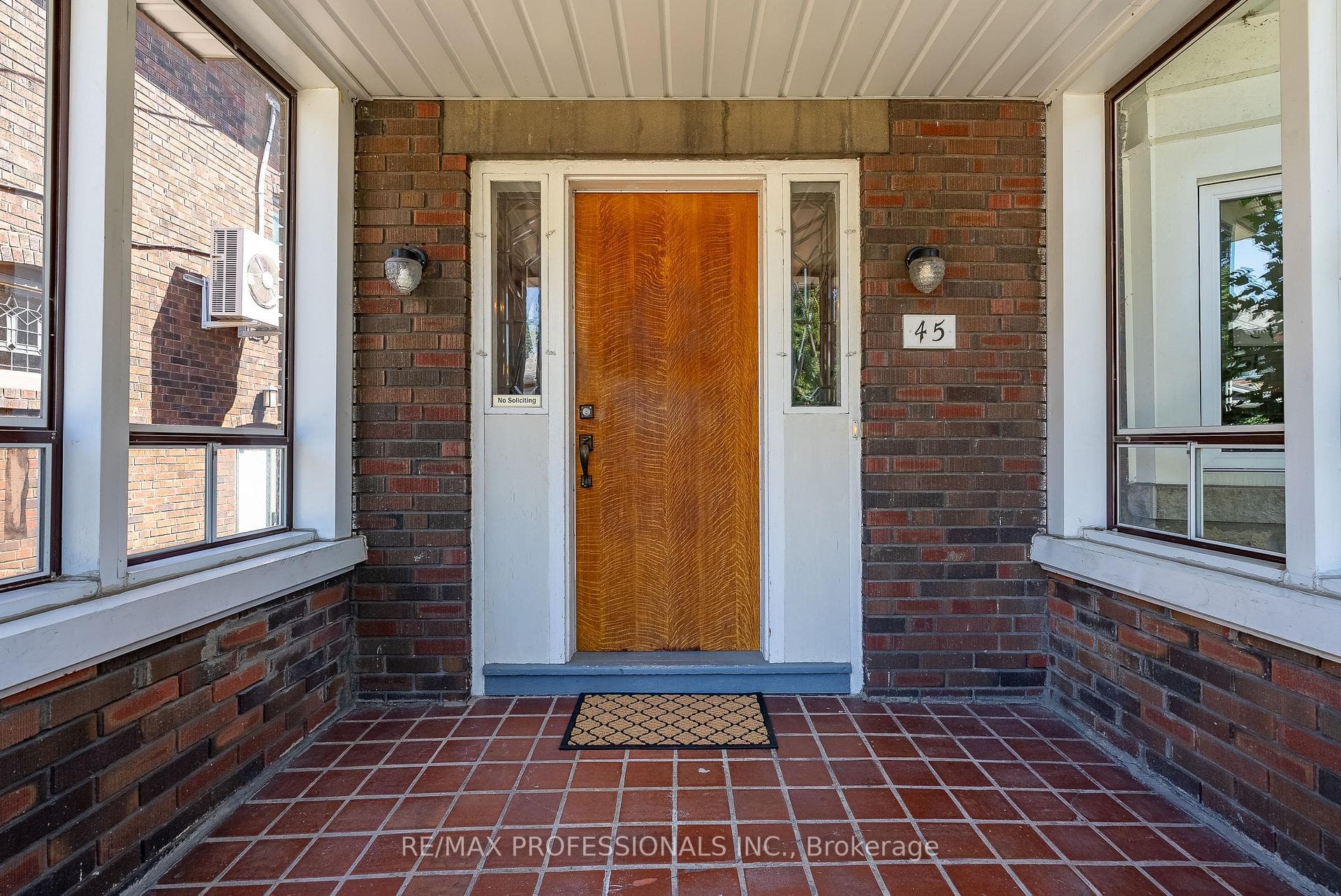45 Glendonwynne Road photo 4