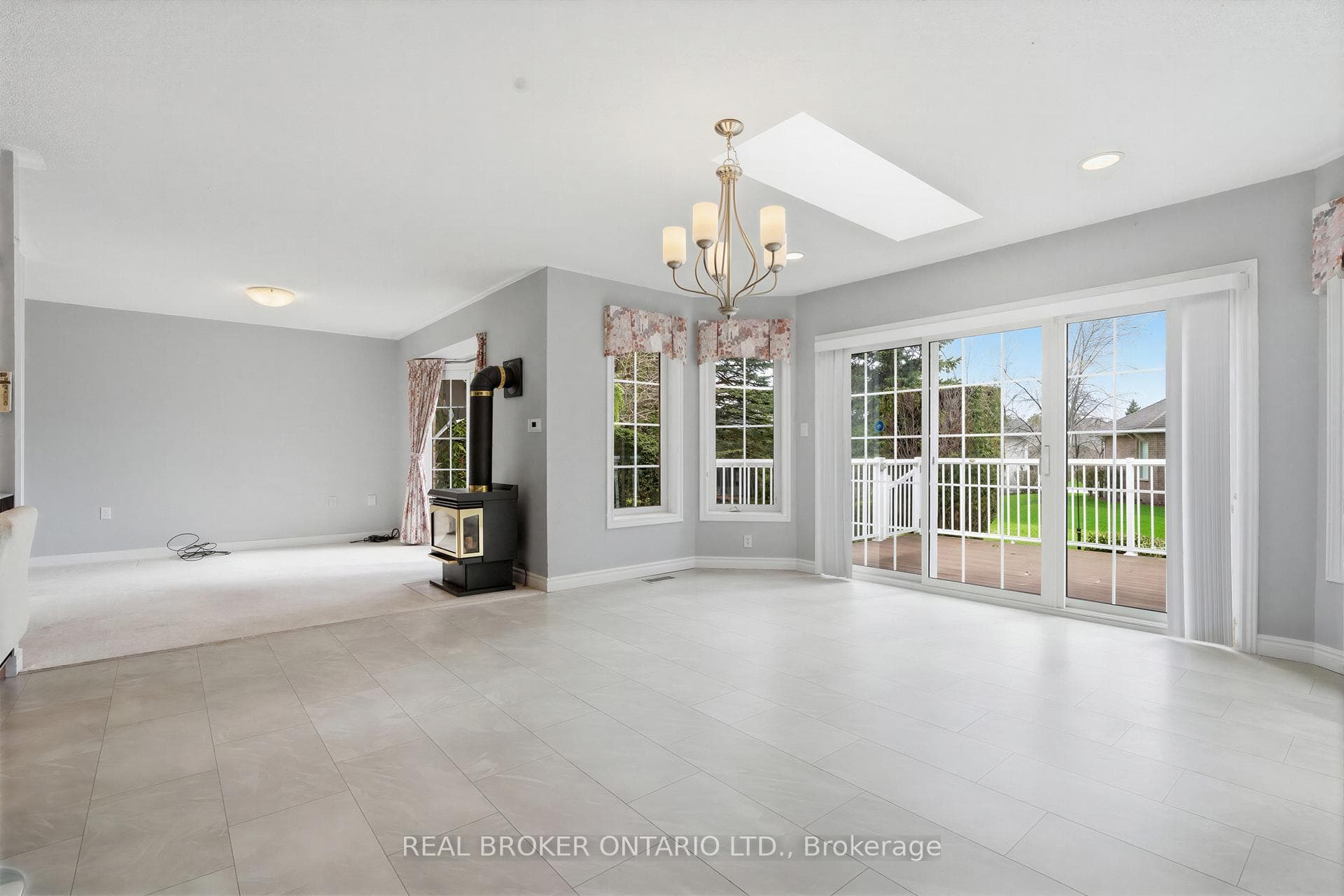 17 Parkside Drive photo 17