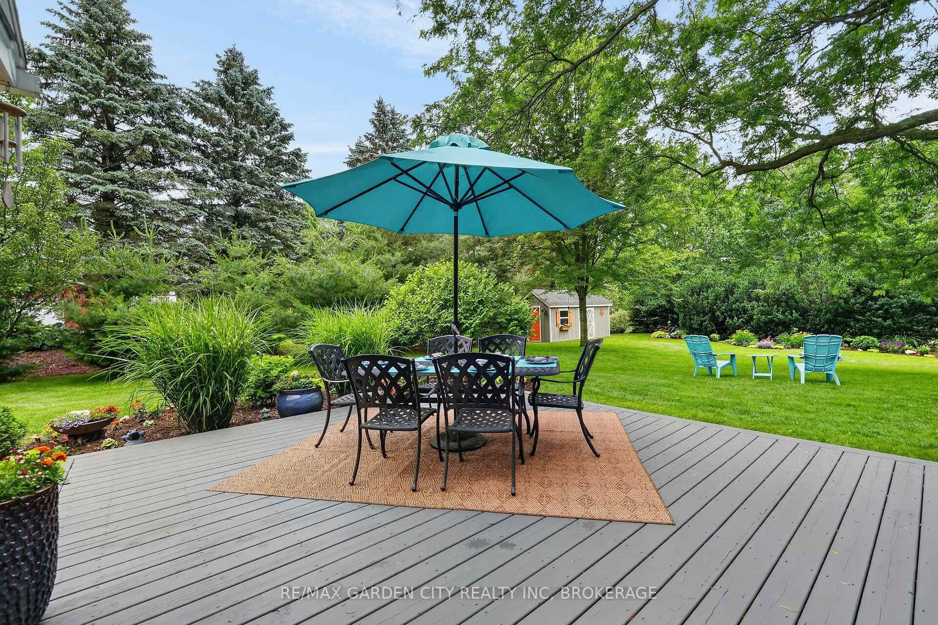 656 Memorial Drive photo 47