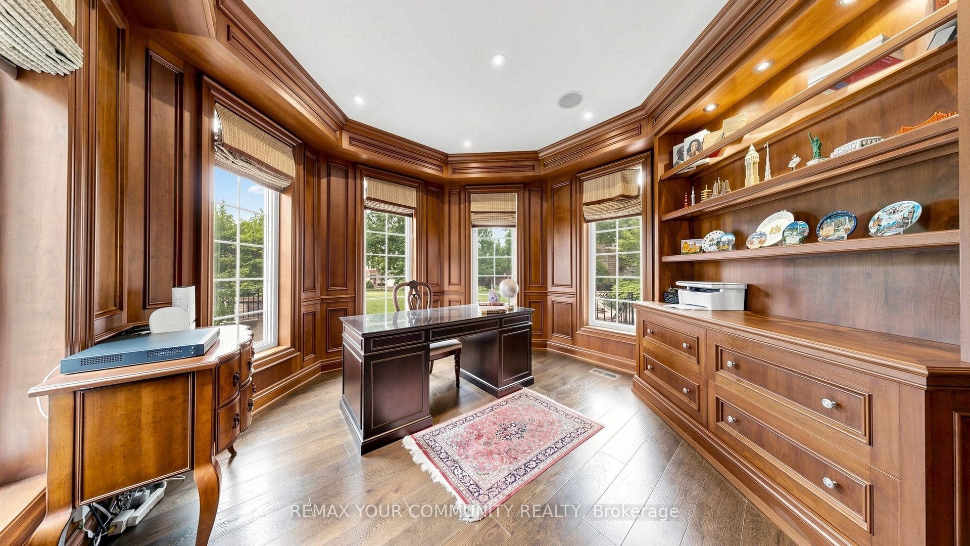 25 Guinevere Court photo 19