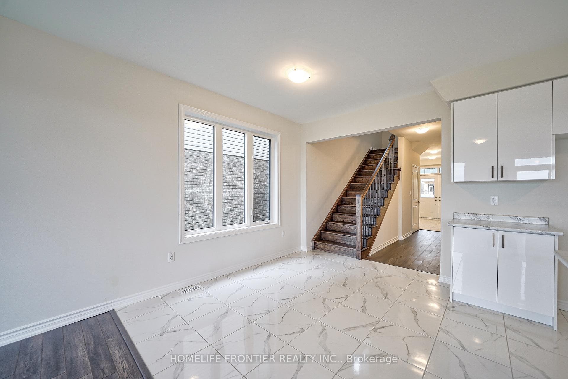 23 Rochester Drive photo 11