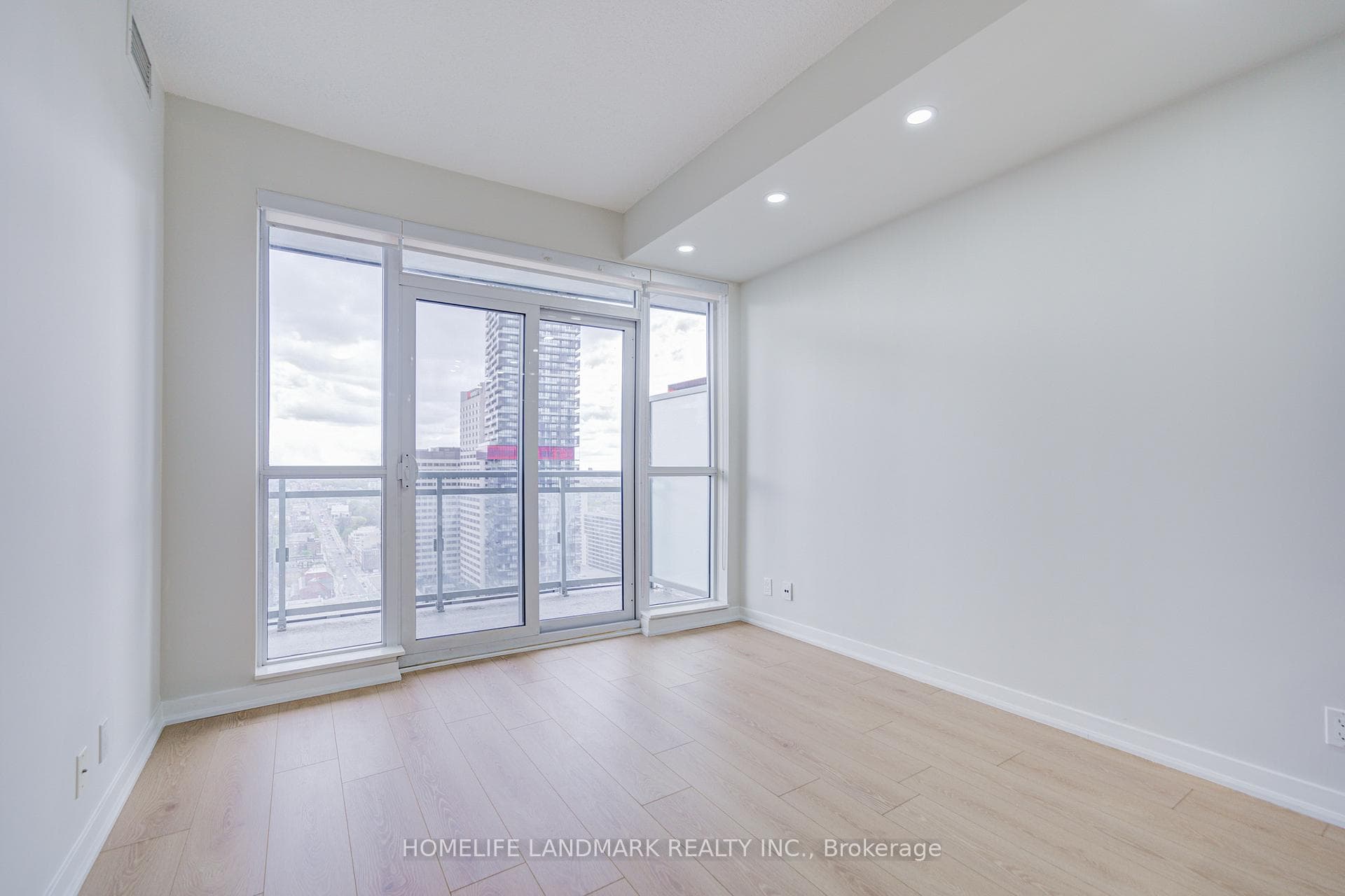 89 Dunfield Avenue Unit 2601 photo 15