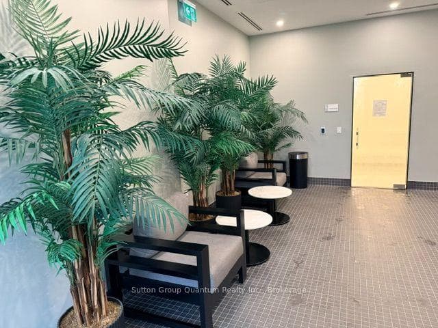 5858 Yonge Street Unit TH01 photo 27