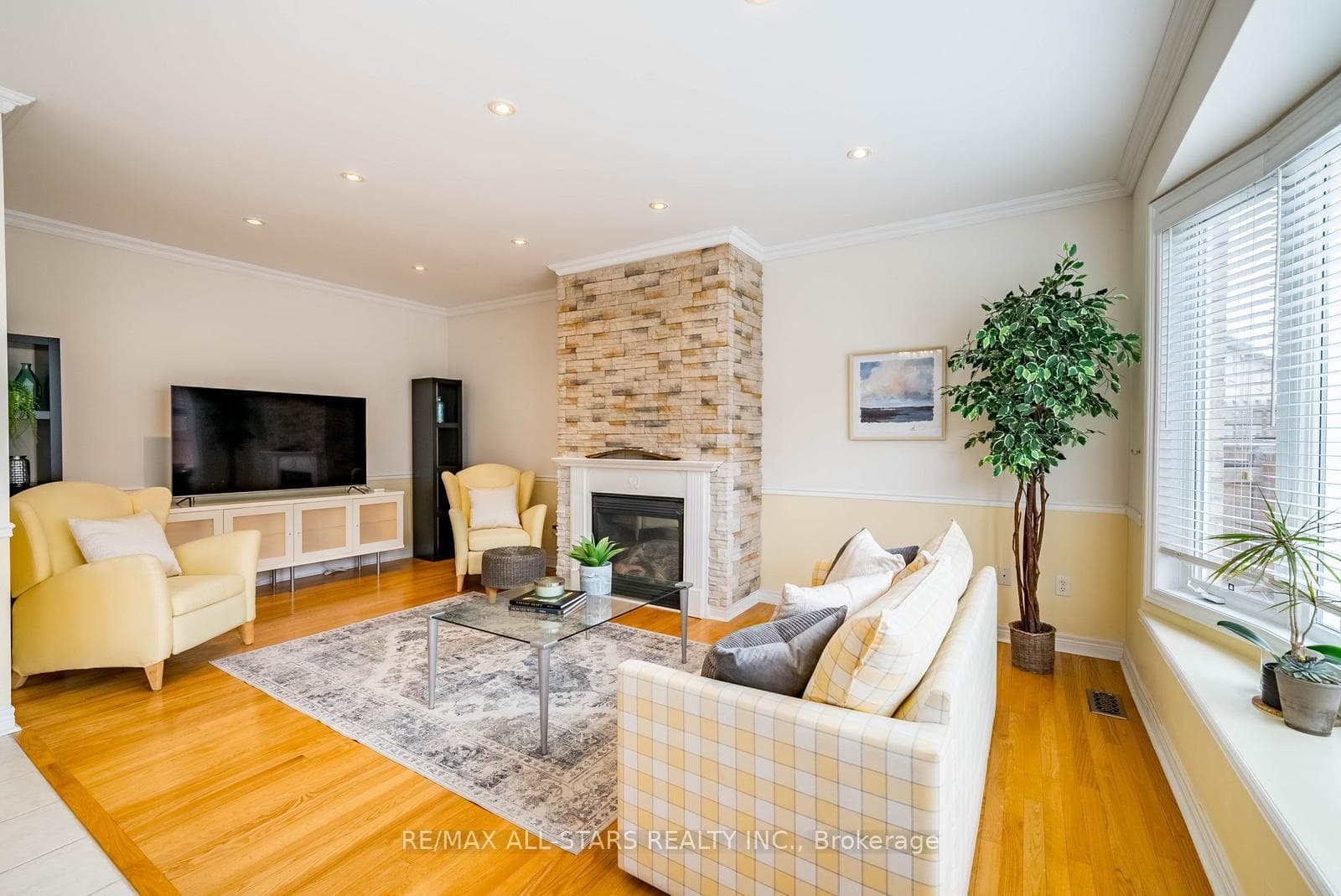 51 Waite Crescent photo 19