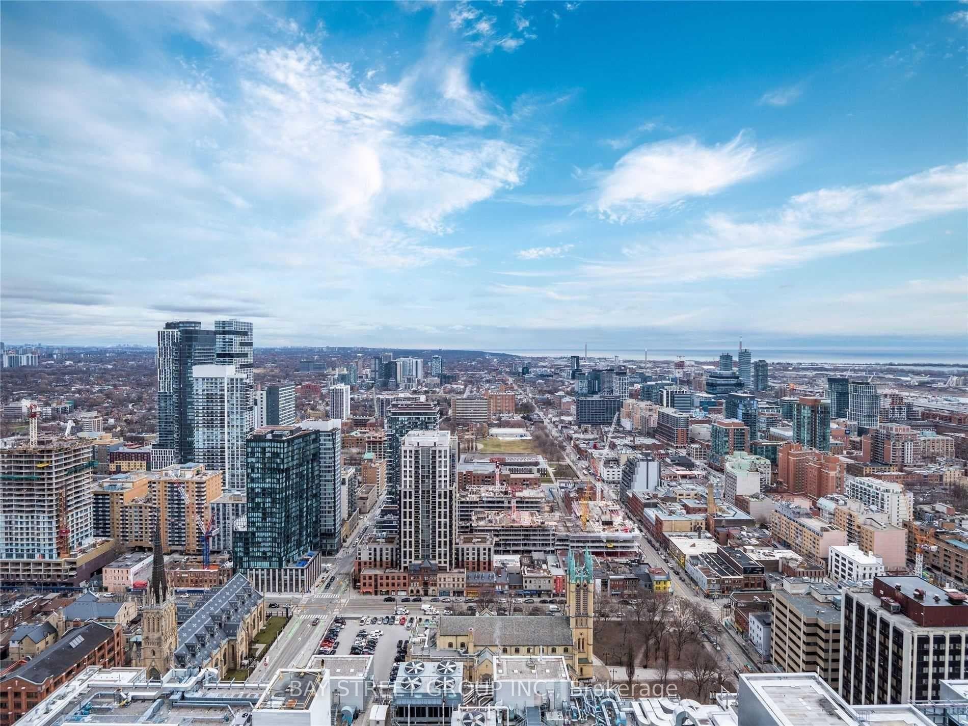 197 Yonge Street Unit 4003 photo 14