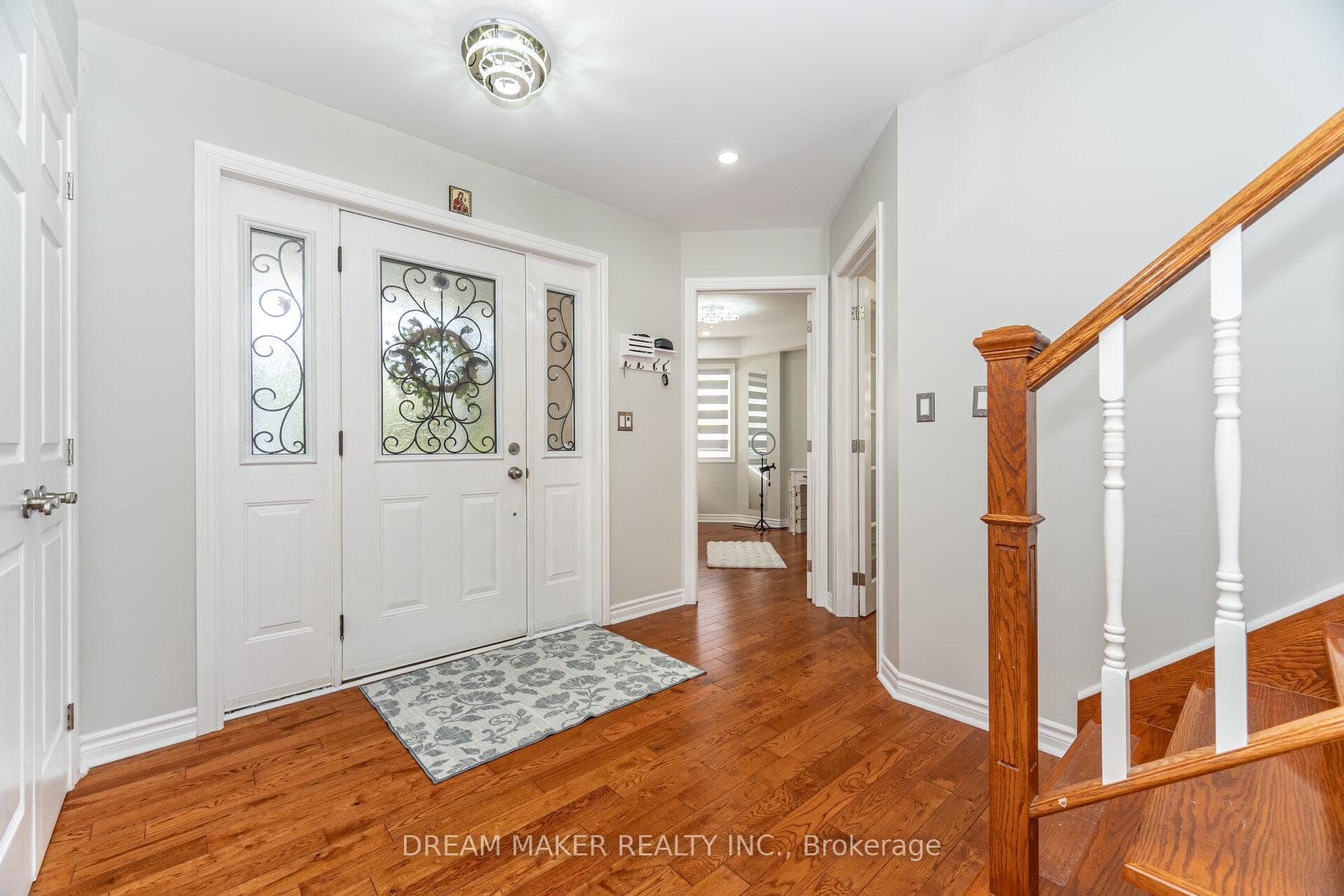 756 Third Avenue photo 6