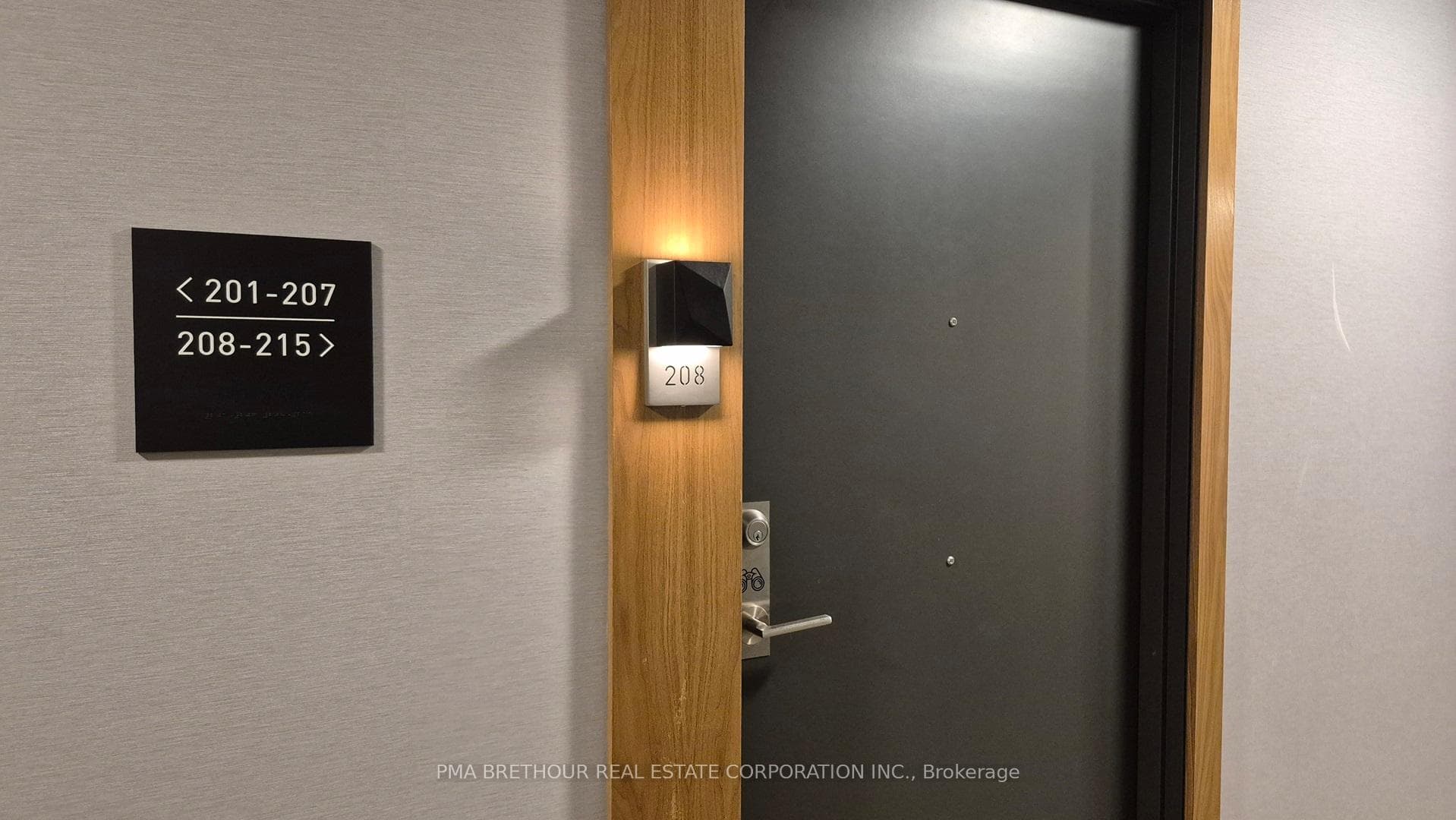 25 Neighbourhood Lane Unit 208 photo 2