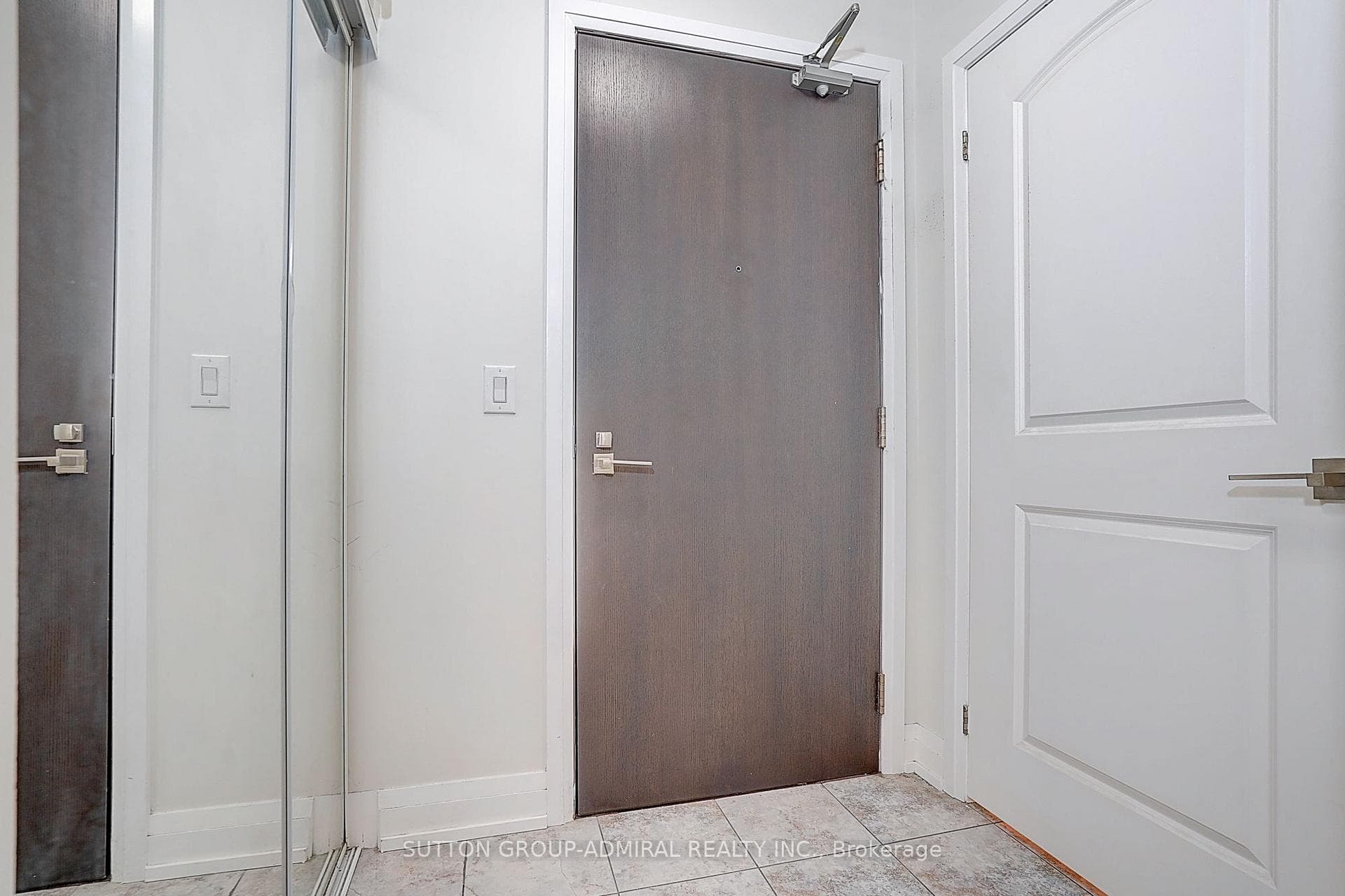 1060 Sheppard Avenue Unit 1408 photo 7