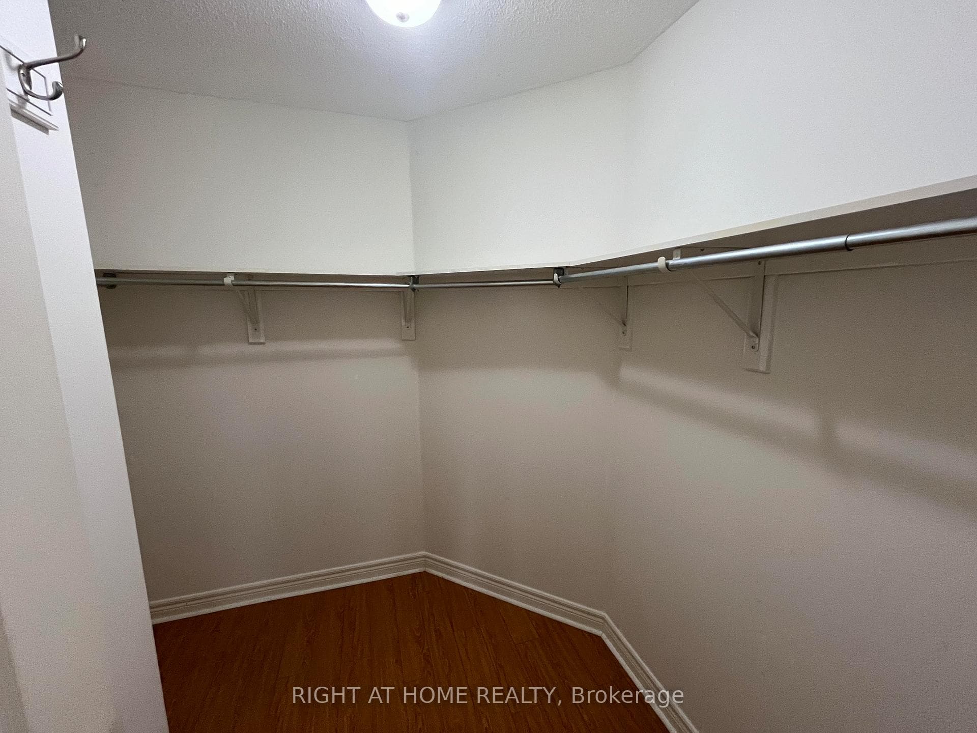 5901 Bermuda Drive Unit Upper photo 14
