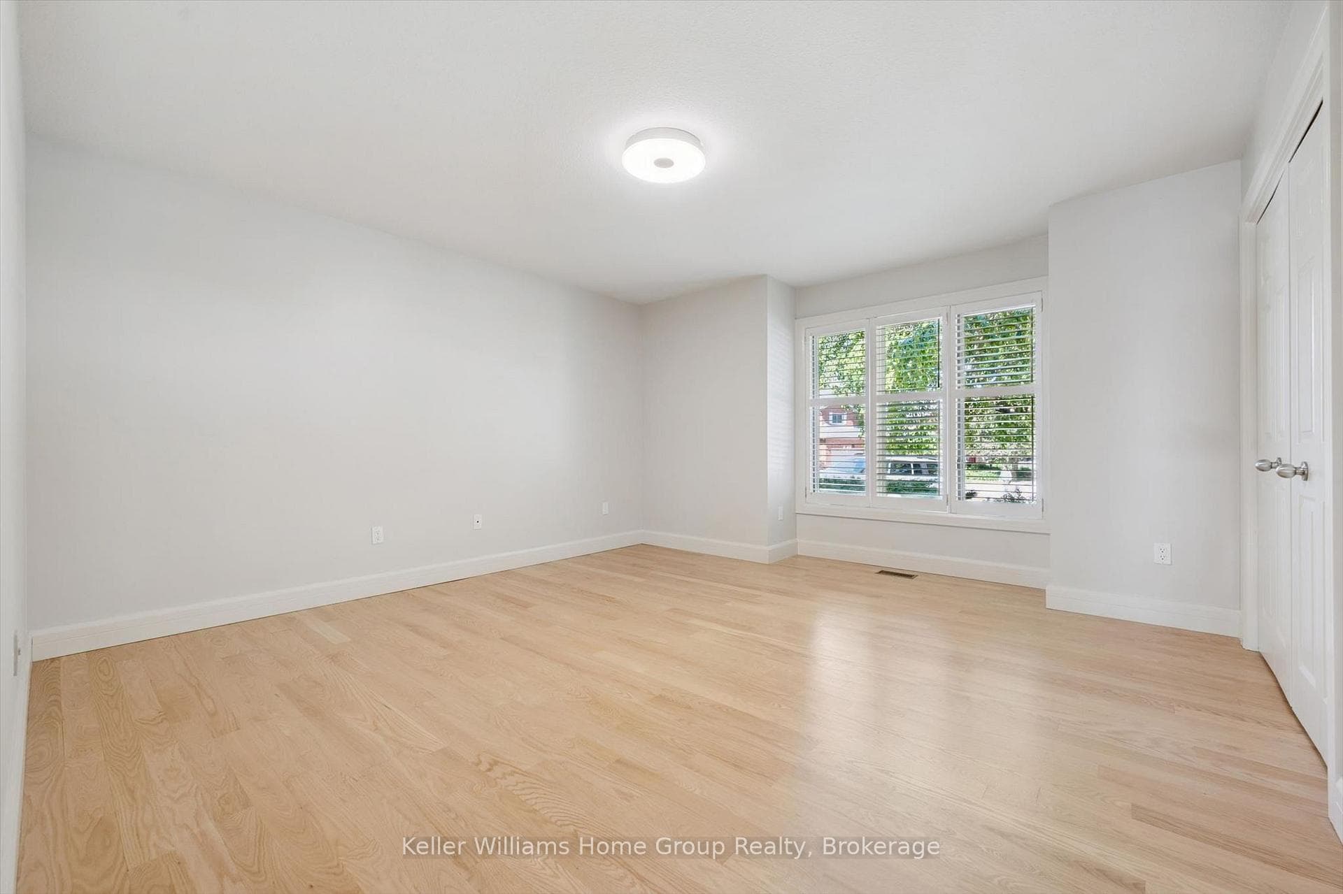 22 Lyle Place photo 30
