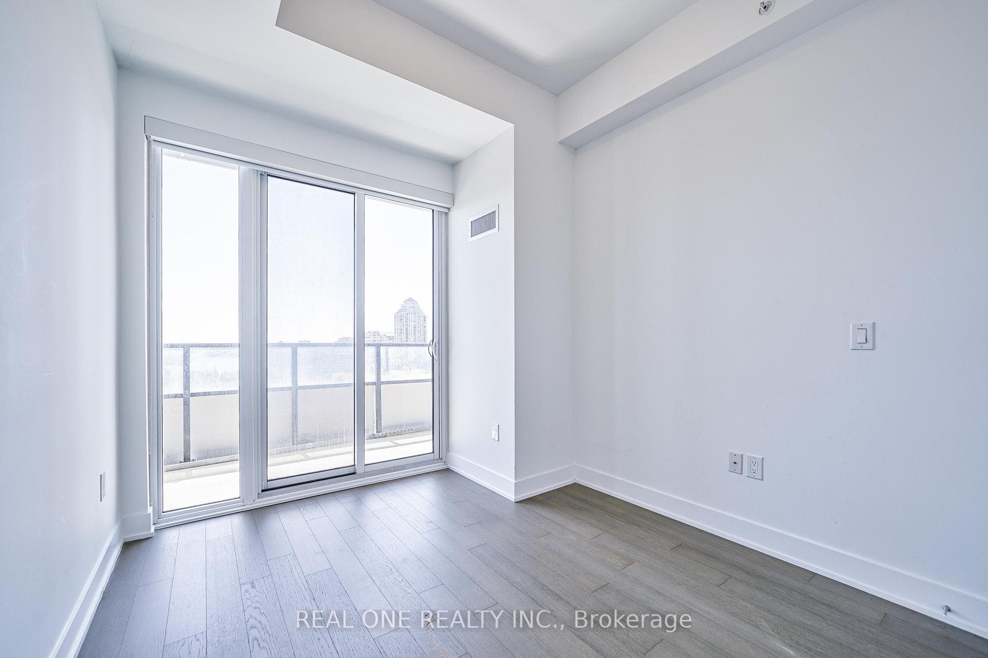 20 Shore Breeze Drive Unit 1102 photo 14