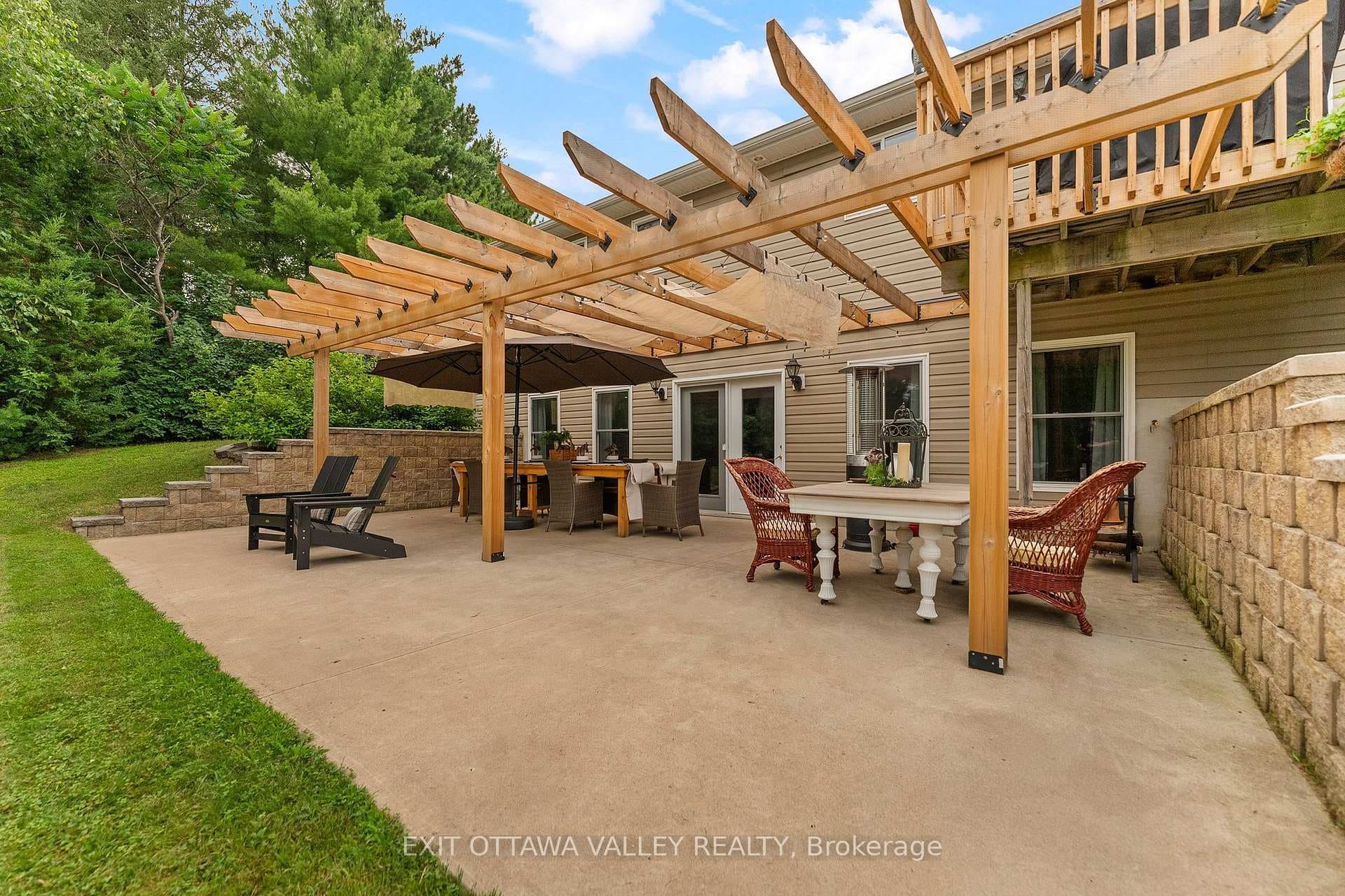 62 Meadowview Drive photo 42
