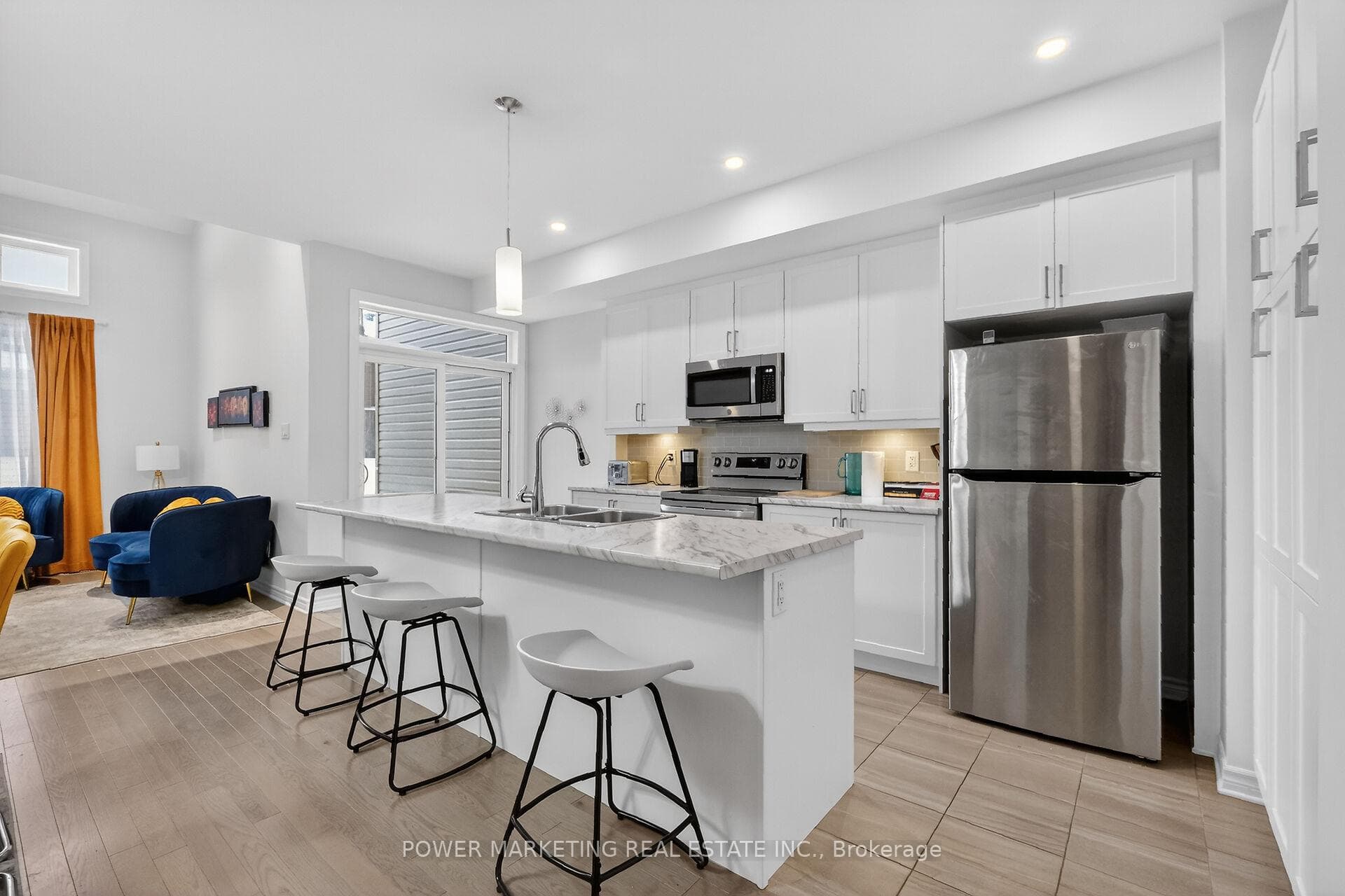 528 ENCLAVE Lane photo 8