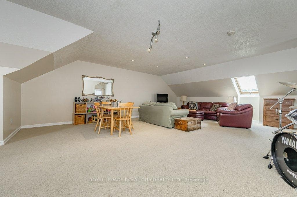 22 Carrington Place photo 23