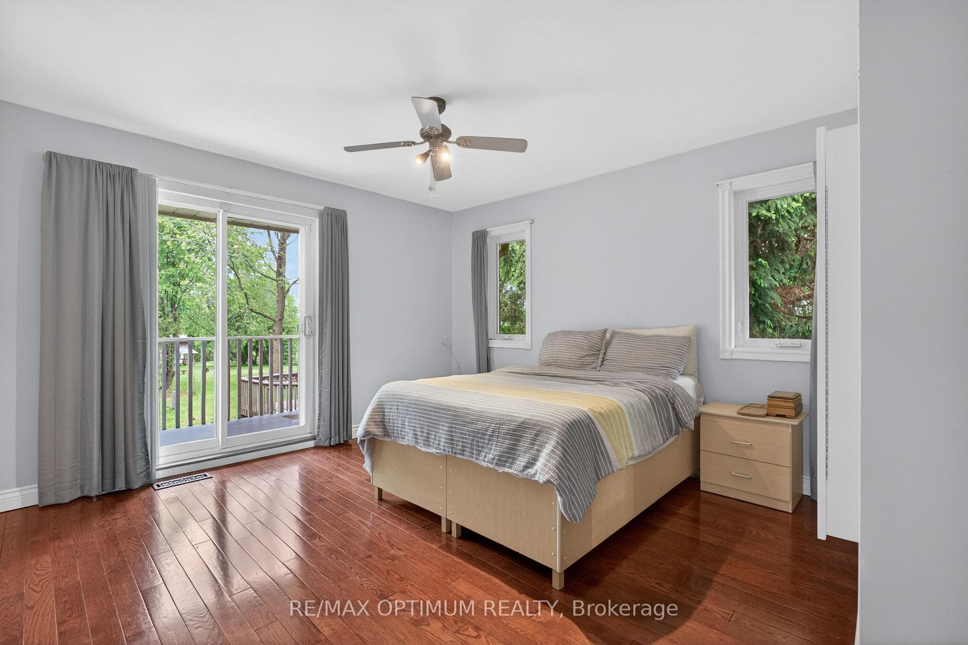 529 Campbellville Road photo 22