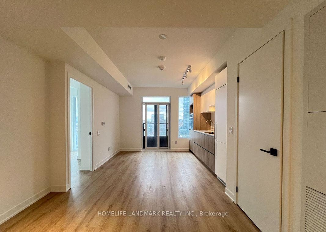 319 Jarvis Street Unit 3203 photo 3