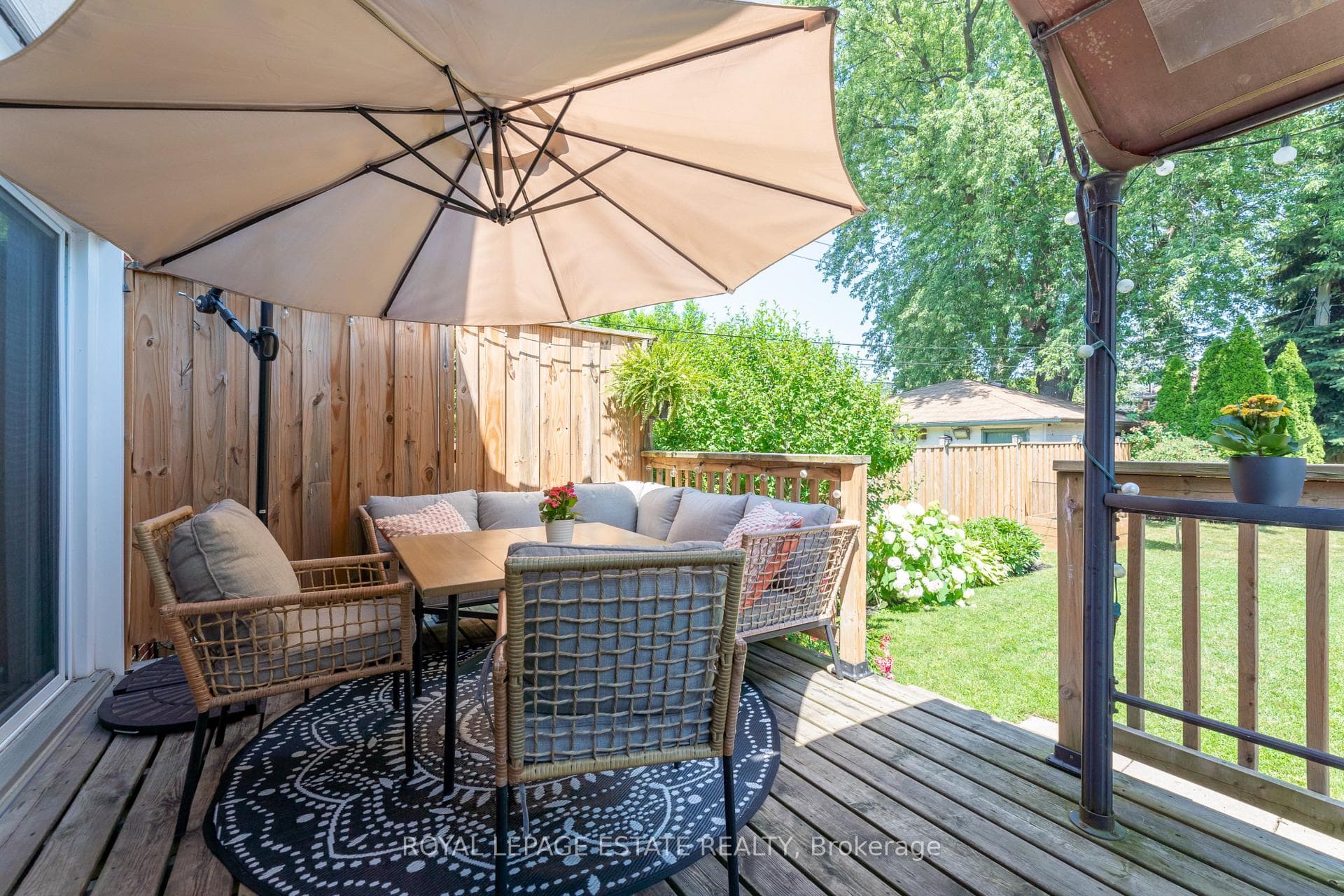 107 Vanbrugh Avenue photo 36