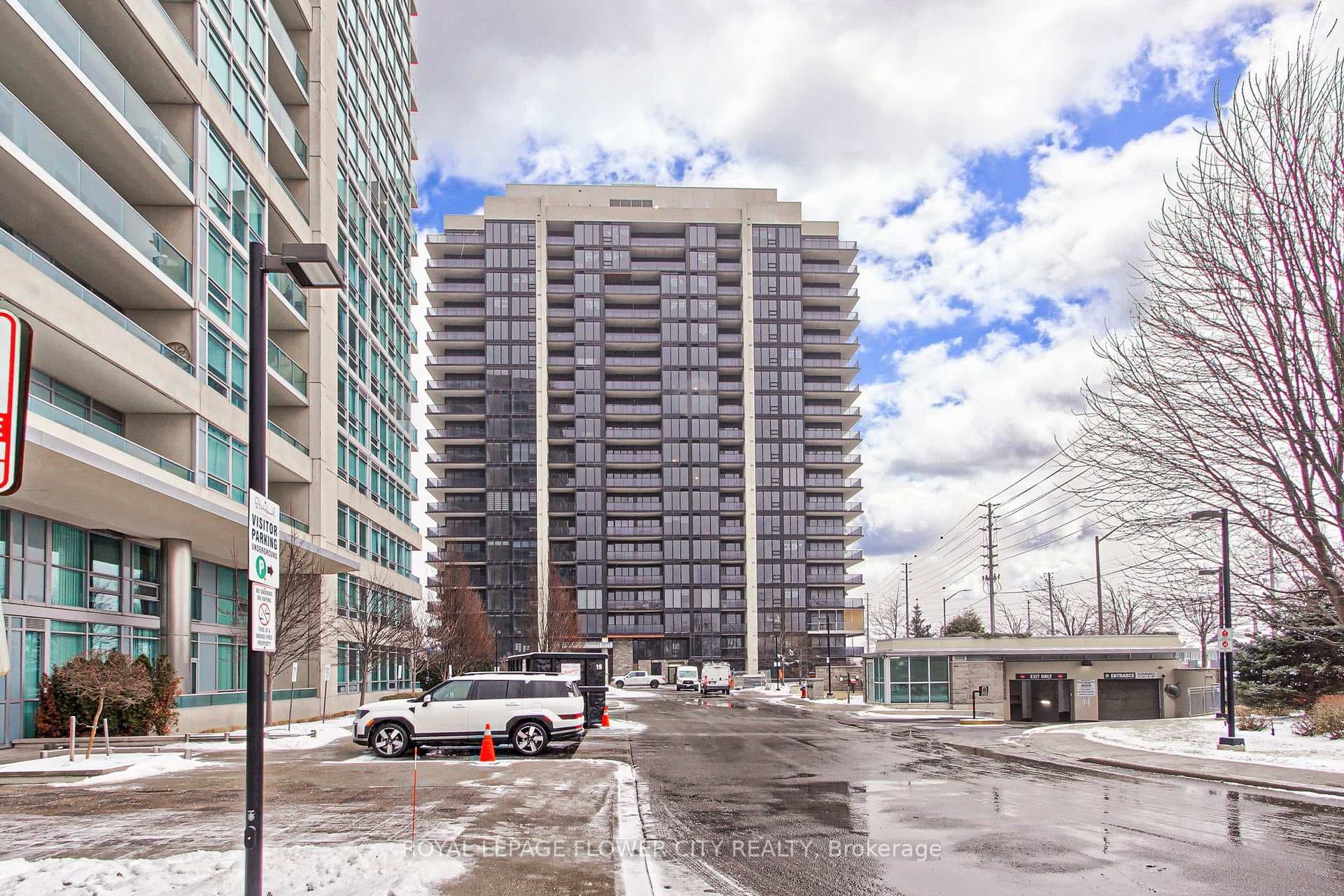 1035 Southdown Road Unit 1201 photo 1