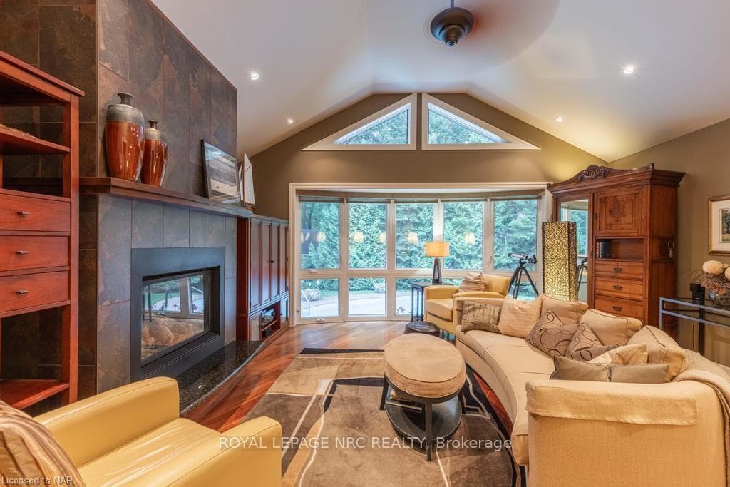 16 DAMUDE Drive photo 26