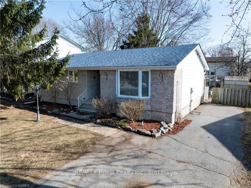 39 GREEN Drive photo 5