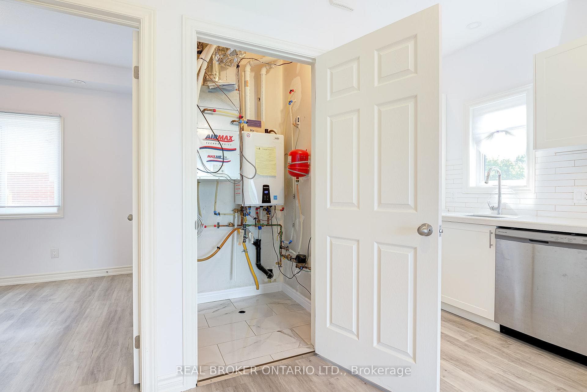 164 Heiman Street Unit 9B photo 23