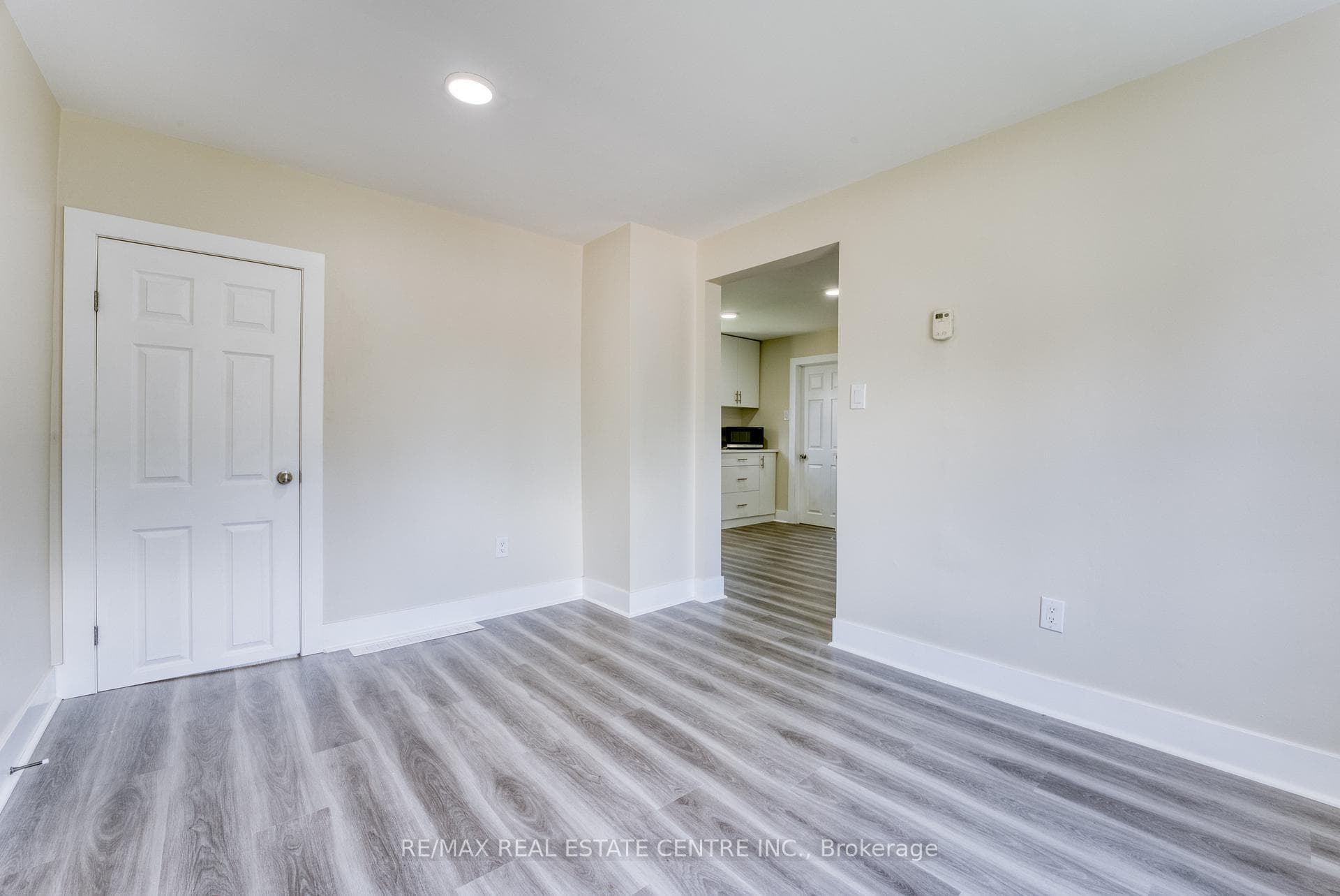 88 Lorne Avenue photo 10