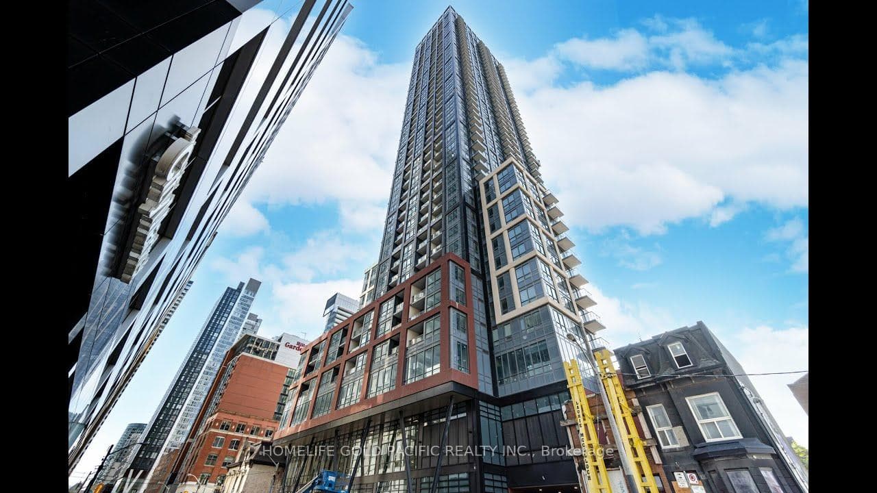108 Peter Street Unit 622 photo 1