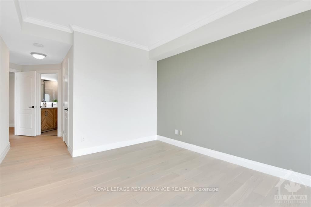200 RIDEAU Street Unit 1904 photo 14