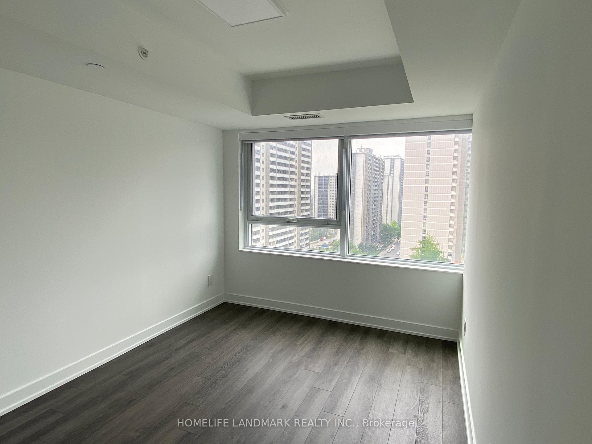 609 Sherbourne Street Unit 1401 photo 10