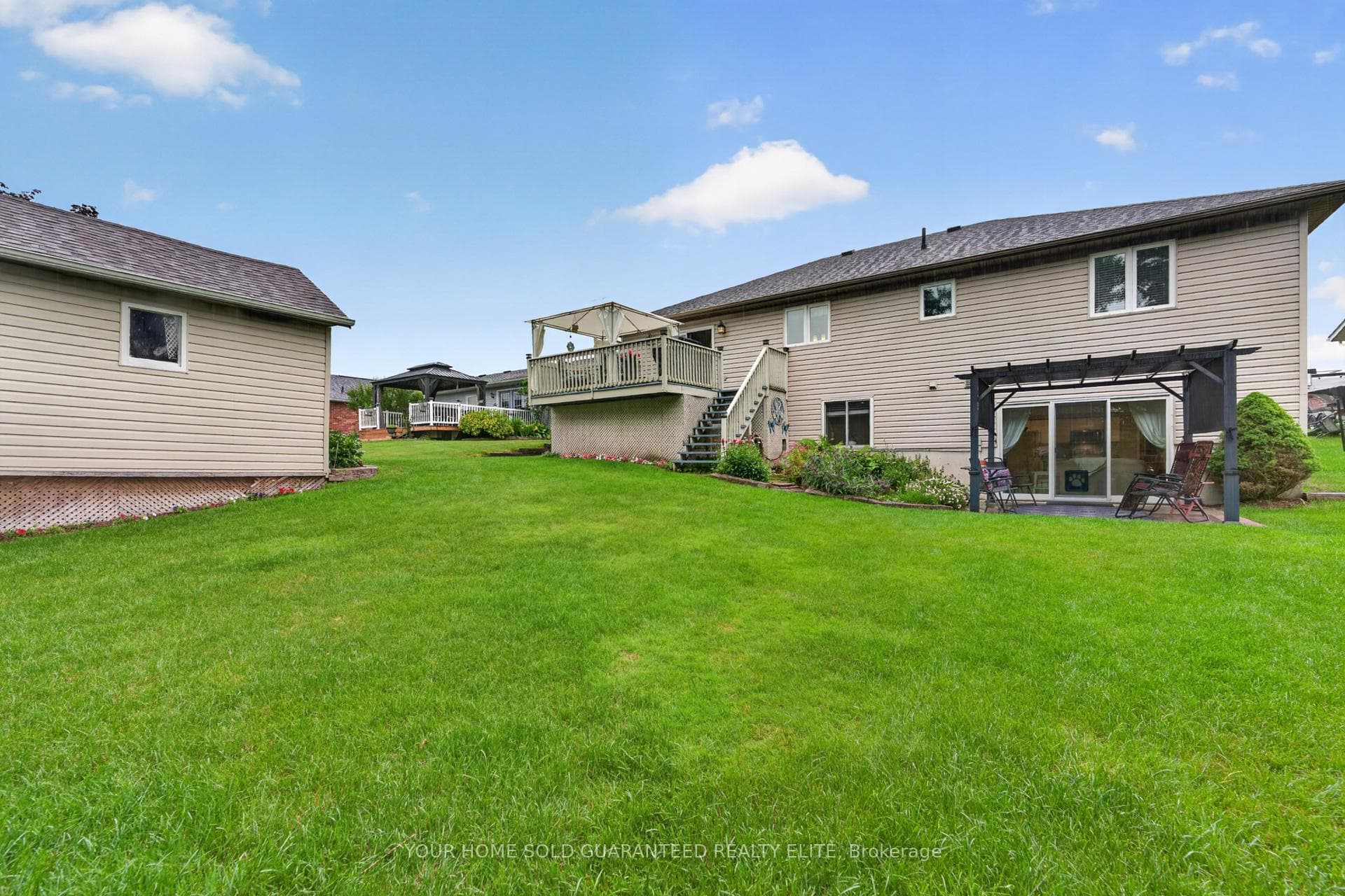 213 Margaret Street photo 2