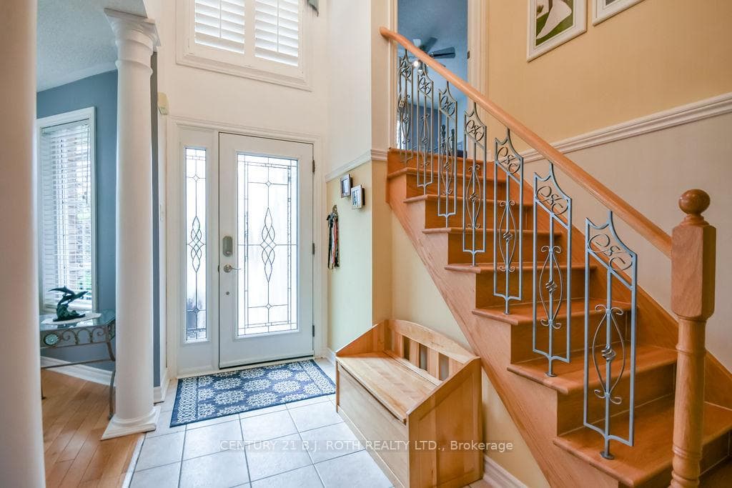 30 McAvoy Drive photo 6