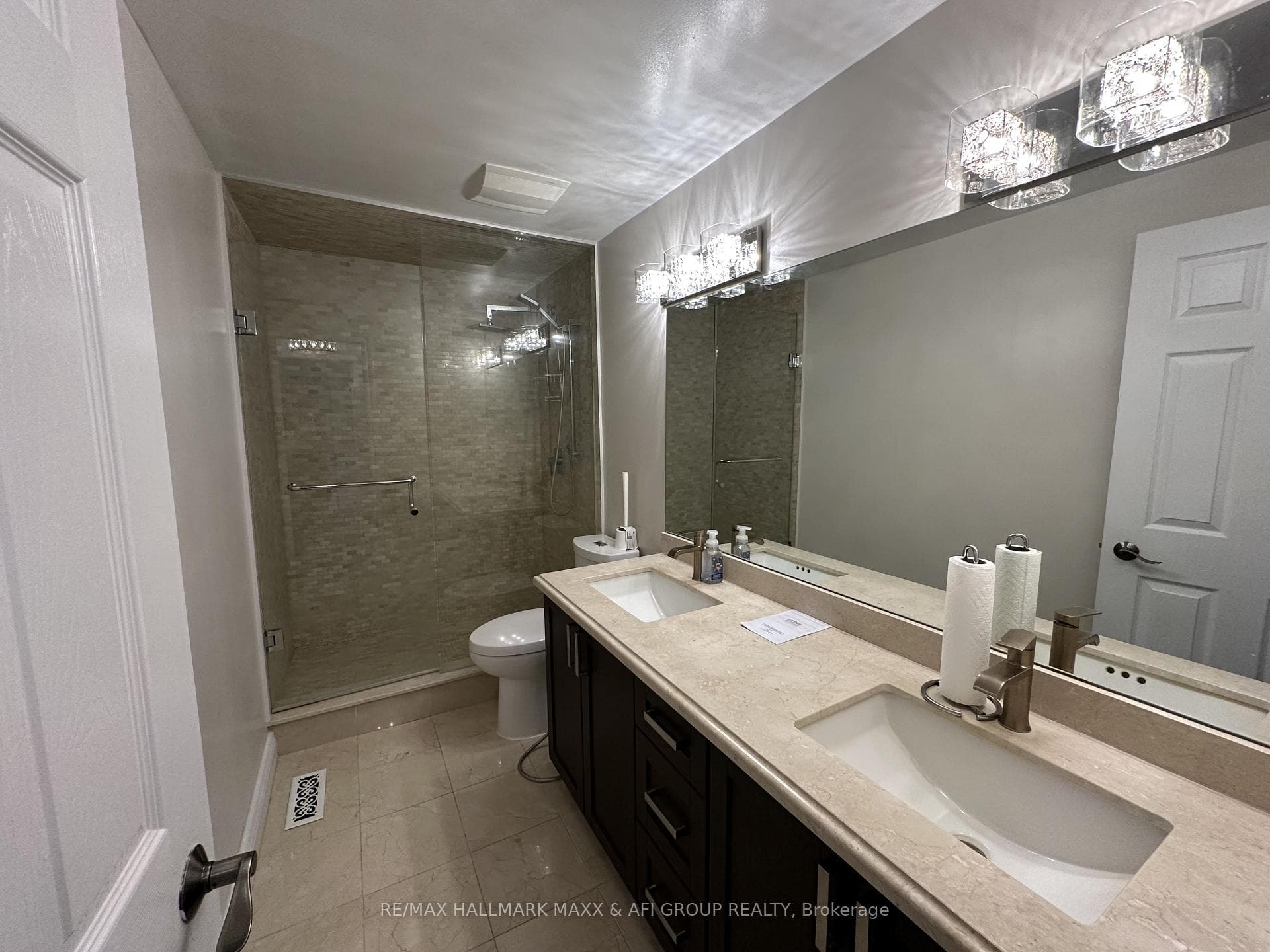 219 Lancaster Avenue Unit Main photo 14