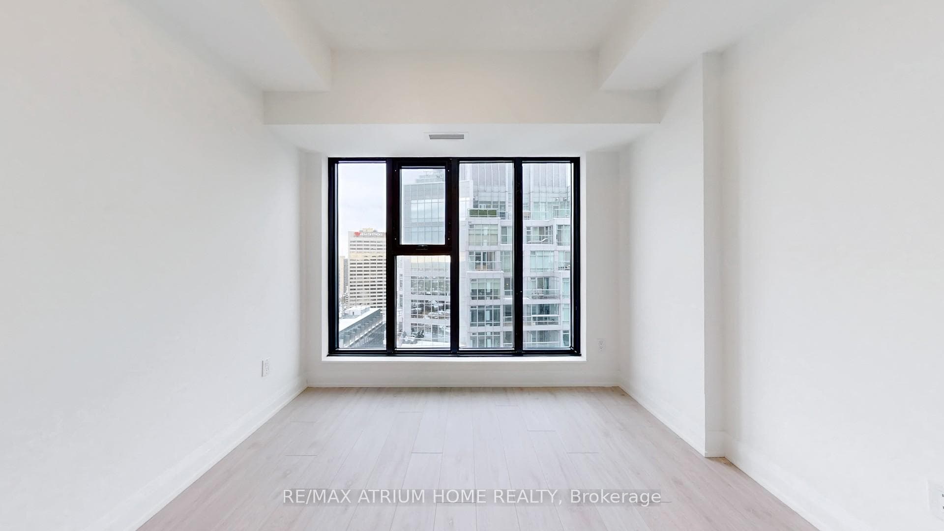 20 Soudan Avenue Unit 3309 photo 7