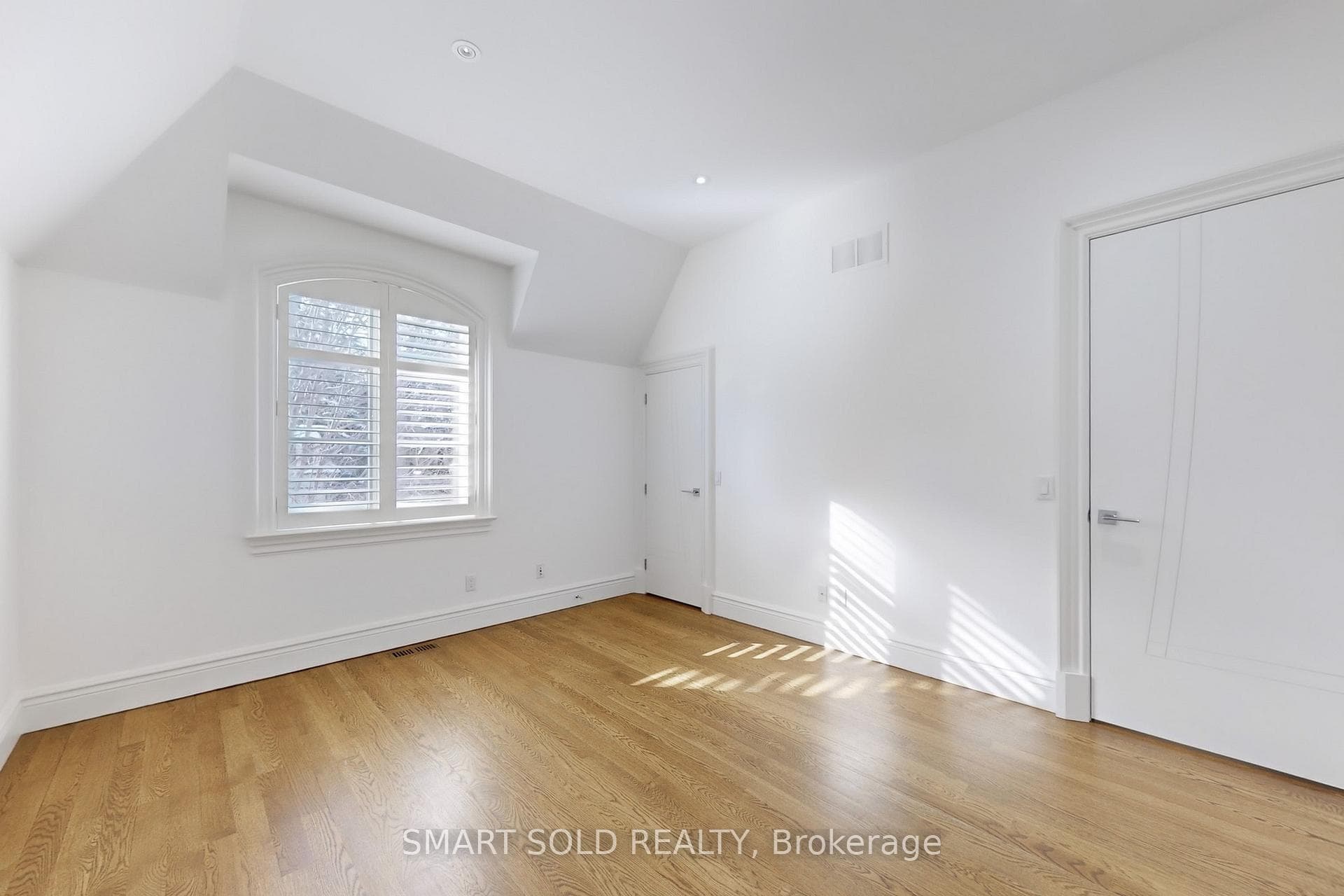 5 Pembury Avenue photo 36