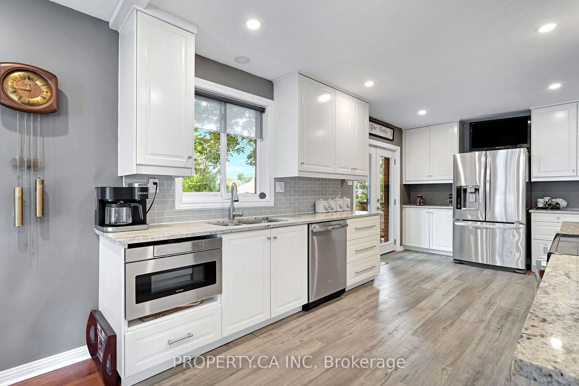 1620 Farmbrook Road photo 16