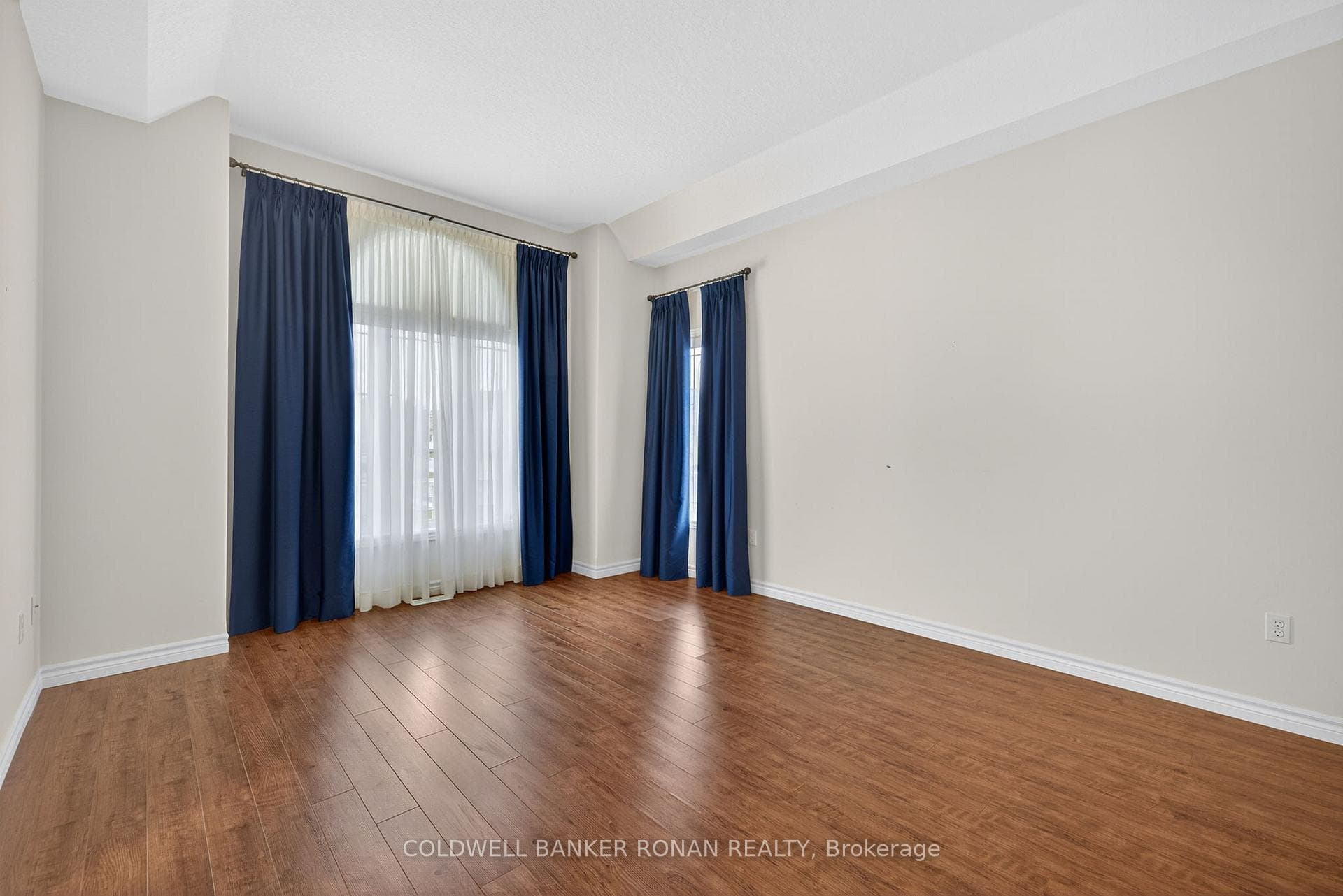 121 Gray Avenue photo 7