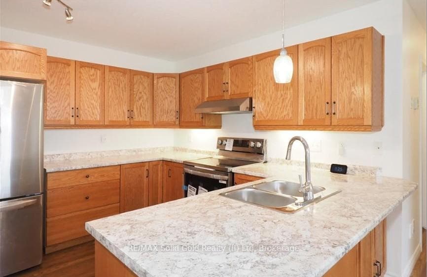 359 West Gore Street photo 14