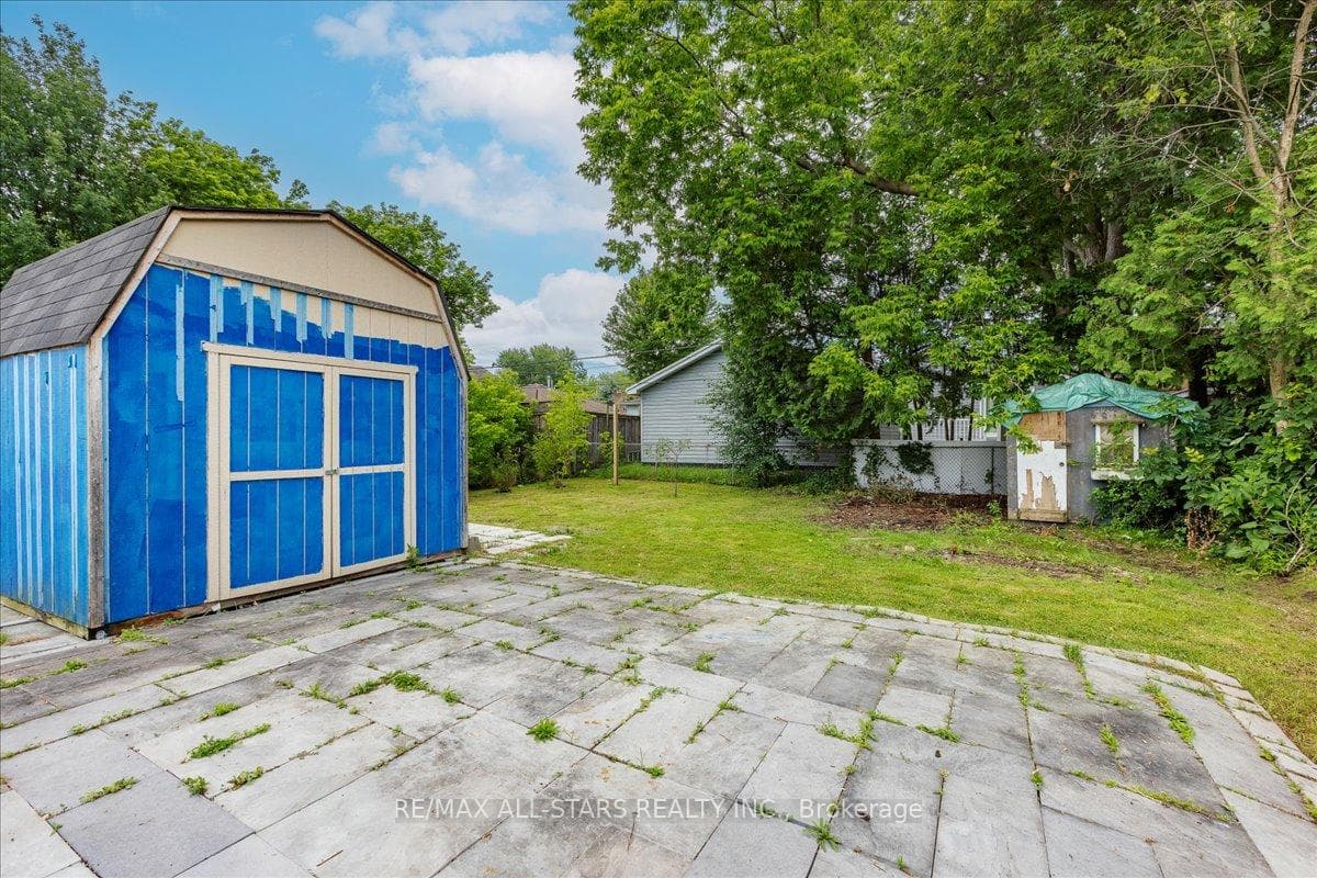 353 Miami Drive photo 27