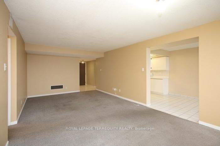 4725 Sheppard Avenue Unit 1710 photo 6