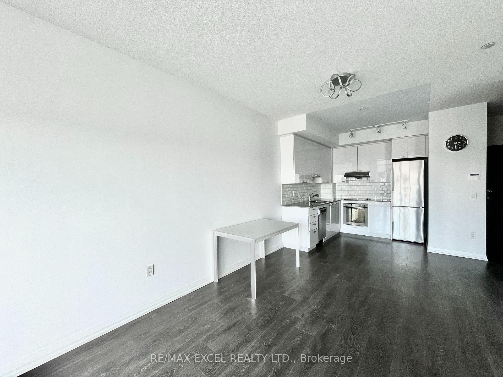 50 Ann O'Reilly Road Unit 527 photo 4